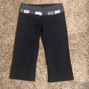 Lululemon Capri Yoga Pants Reversible SZ 8